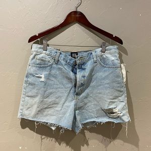 BDG Girlfriend Denim Shorts